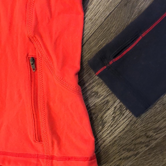 Lululemon jacket size 4 - Picture 6 of 10